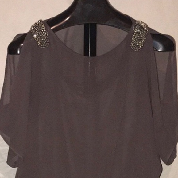 R & M Richards Dresses & Skirts - R & M Richards beaded beautiful formal dress